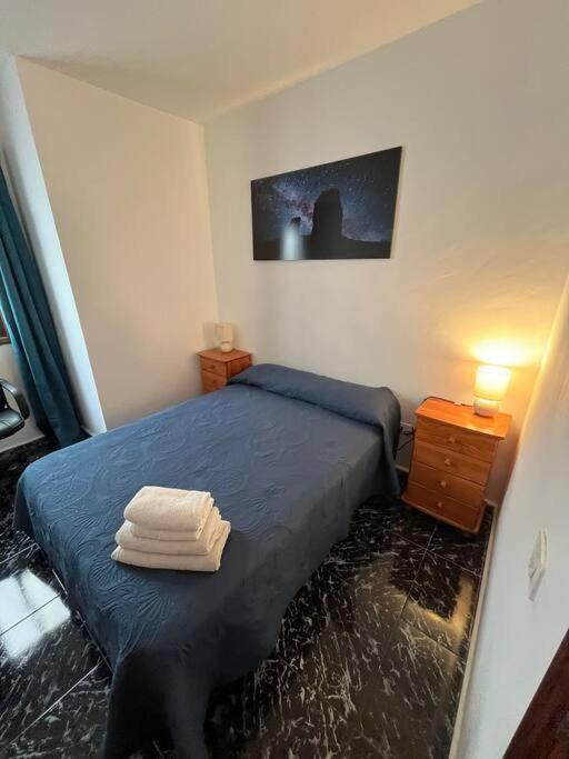 3 Dormitorios. Terraza. Bus Stop Apartament *